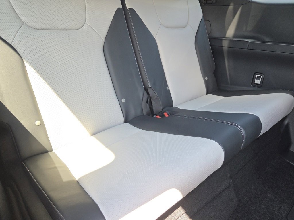 New 2025 Lexus TX 500h AWD image 37