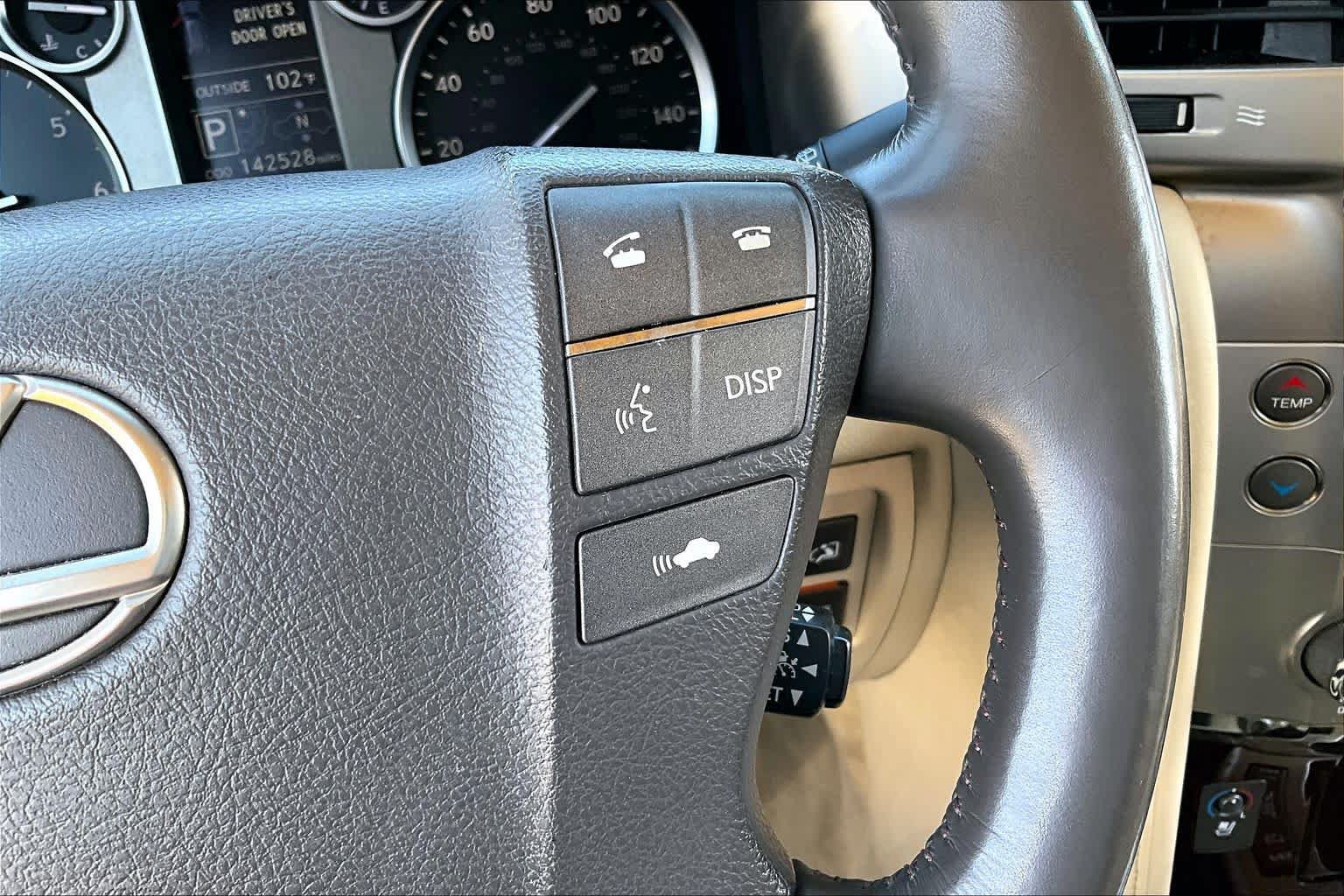 Used 2014 Lexus LX 570 4WD image 23