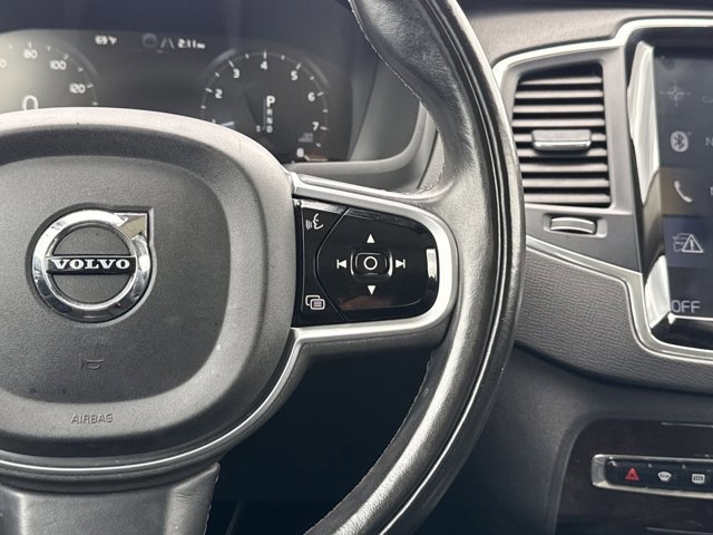 Used 2019 Volvo XC90 T6 Momentum w/ Protection Package Premier AWD/4WD image 16