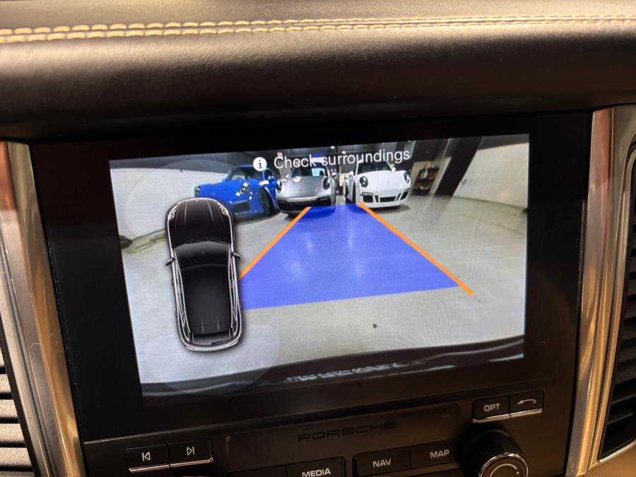 Used 2017 Porsche Macan GTS image 16