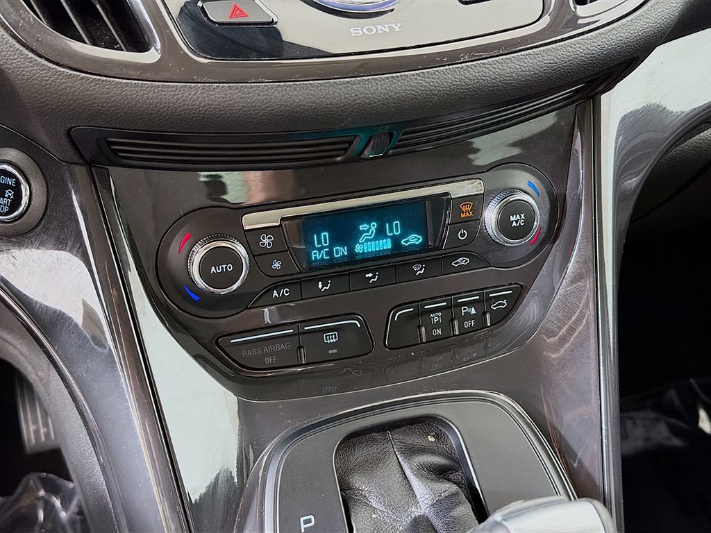 Used 2014 Ford Escape Titanium w/ Equipment Group 401A FWD image 35