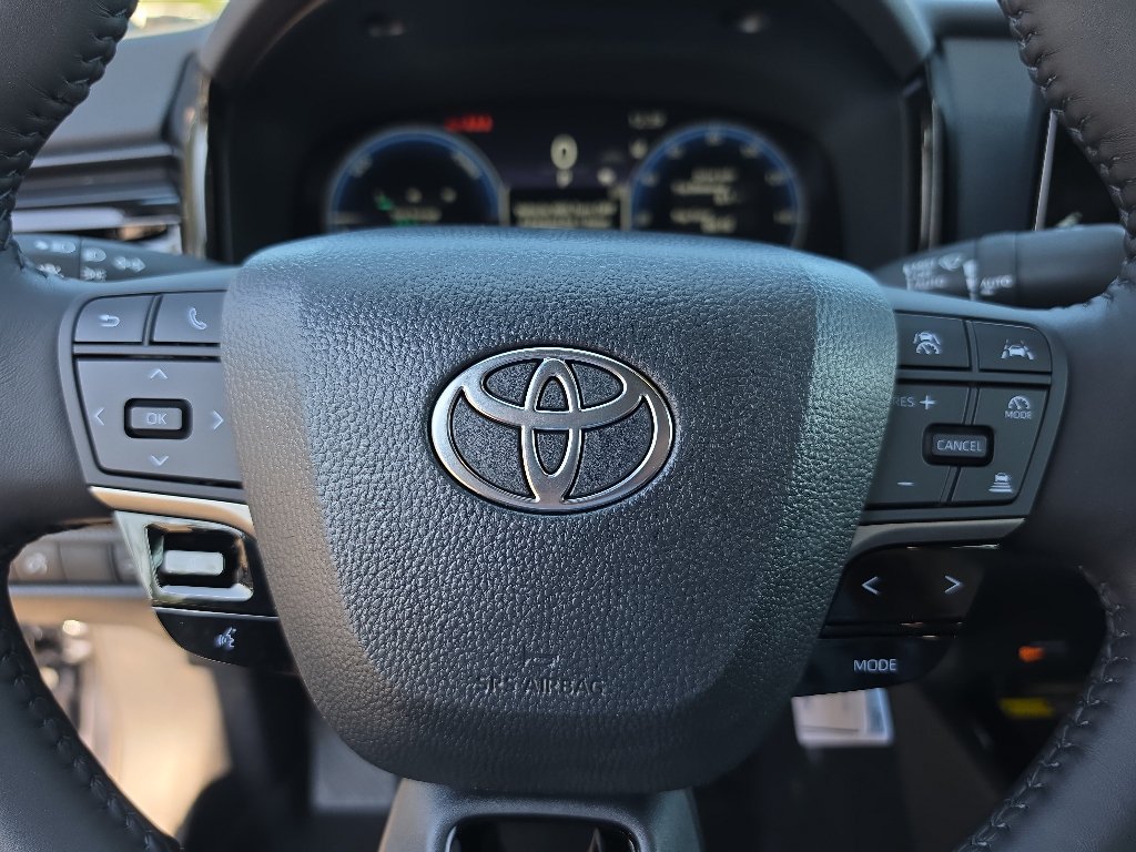 New 2026 Toyota Camry XSE w/ Premium Package AWD/4WD image 27