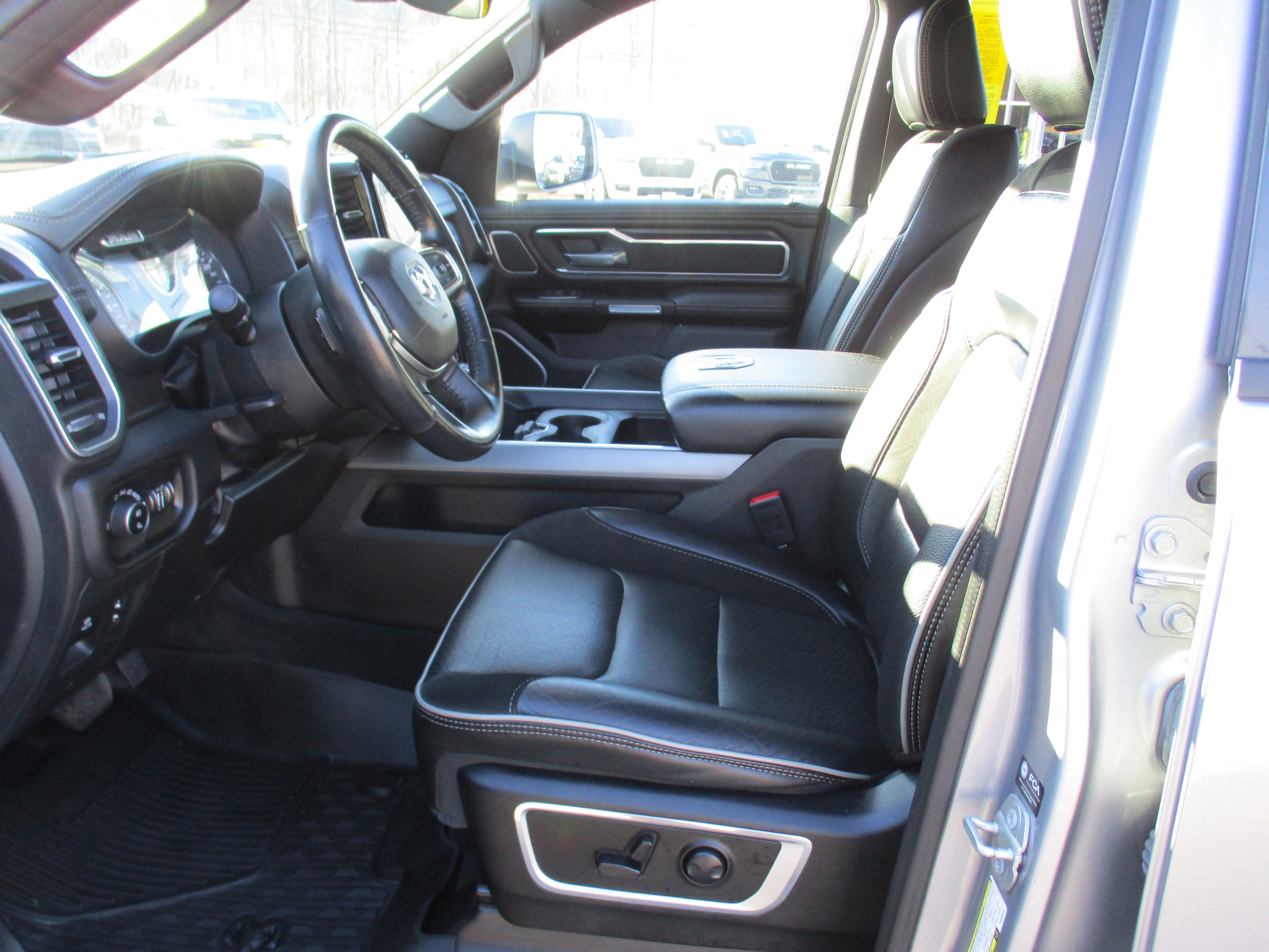 Certified 2023 RAM 1500 Laramie AWD/4WD image 11