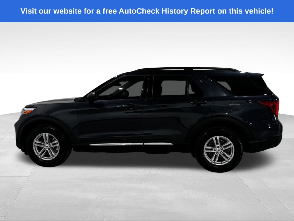 Used 2023 Ford Explorer XLT AWD/4WD image 15