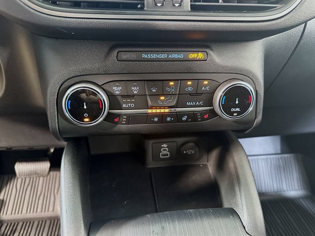 New 2026 Ford Escape Active w/ Cold Weather Package AWD/4WD image 16