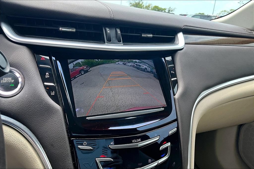 Used 2013 Cadillac XTS Luxury w/ Driver Awareness Package FWD image 21