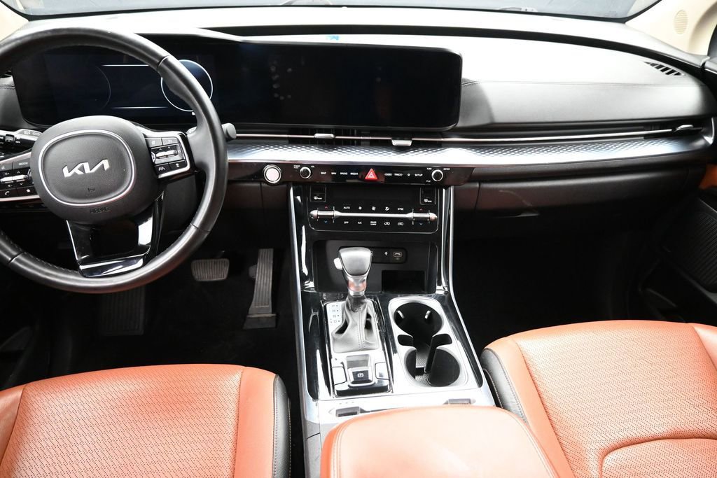Used 2024 Kia Carnival SX Prestige FWD image 13