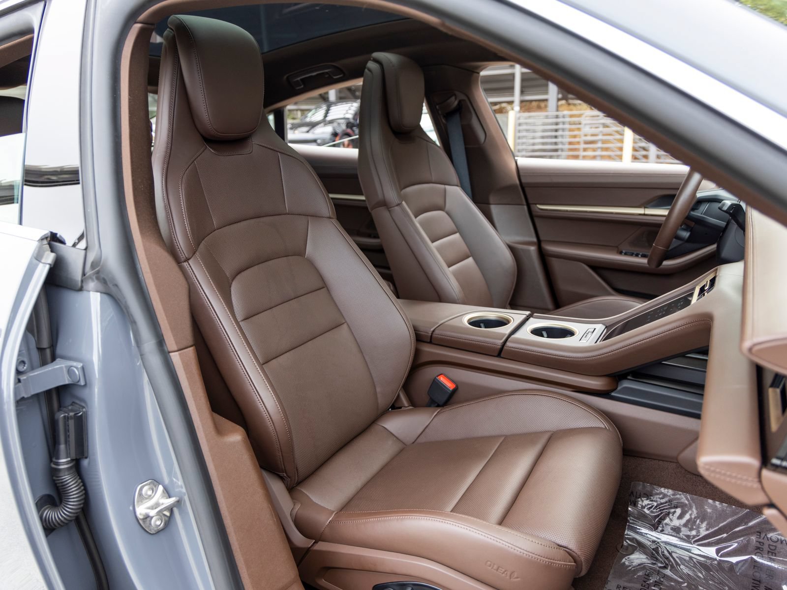 Certified 2025 Porsche Taycan AWD/4WD image 66