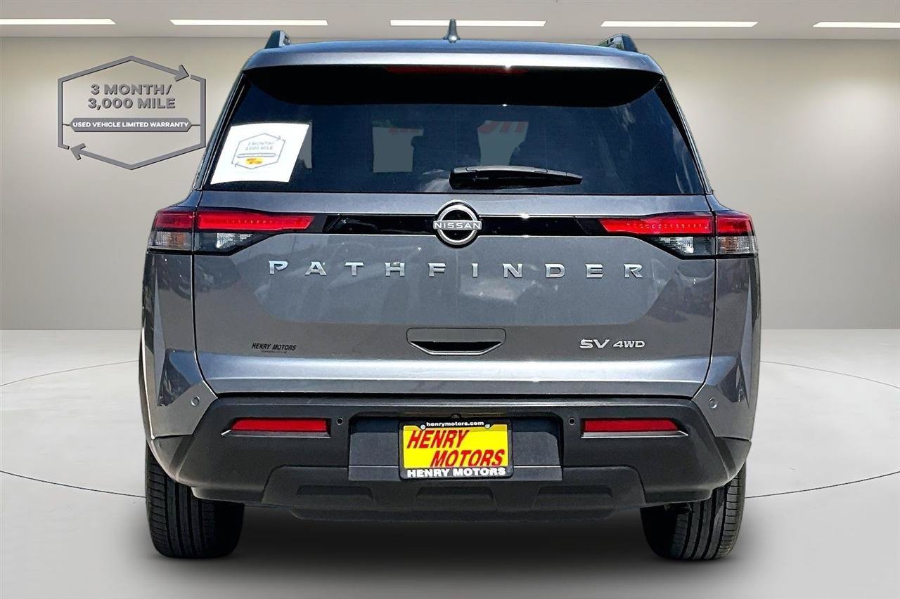 Used 2024 Nissan Pathfinder SV AWD/4WD image 5