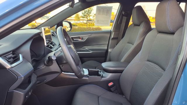Used 2024 Toyota RAV4 SE AWD/4WD image 13