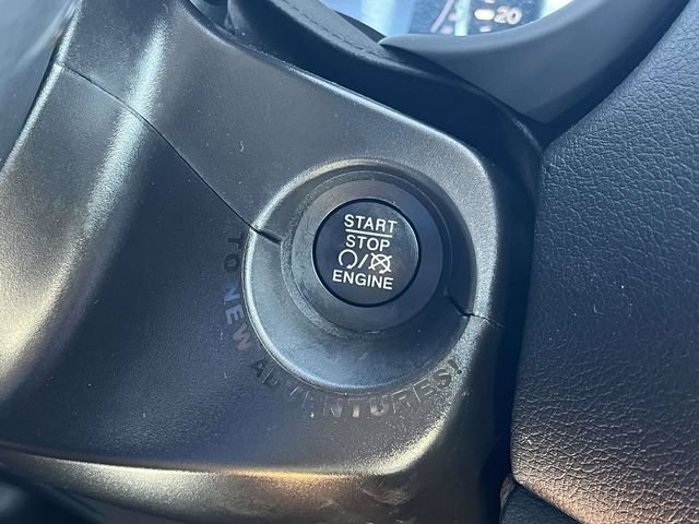 Used 2020 Jeep Renegade Sport FWD image 30