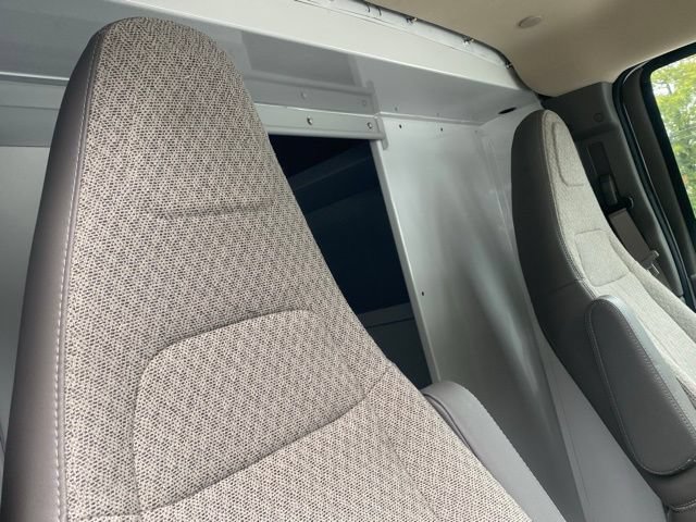 New 2025 Chevrolet Express 3500 w/ Power Convenience Package RWD image 28