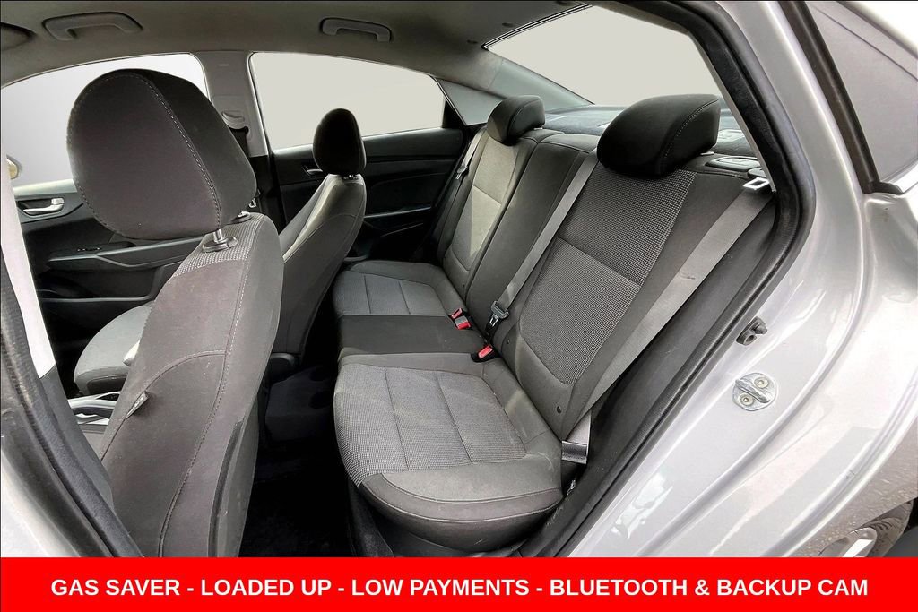 Used 2022 Hyundai Accent SEL image 20