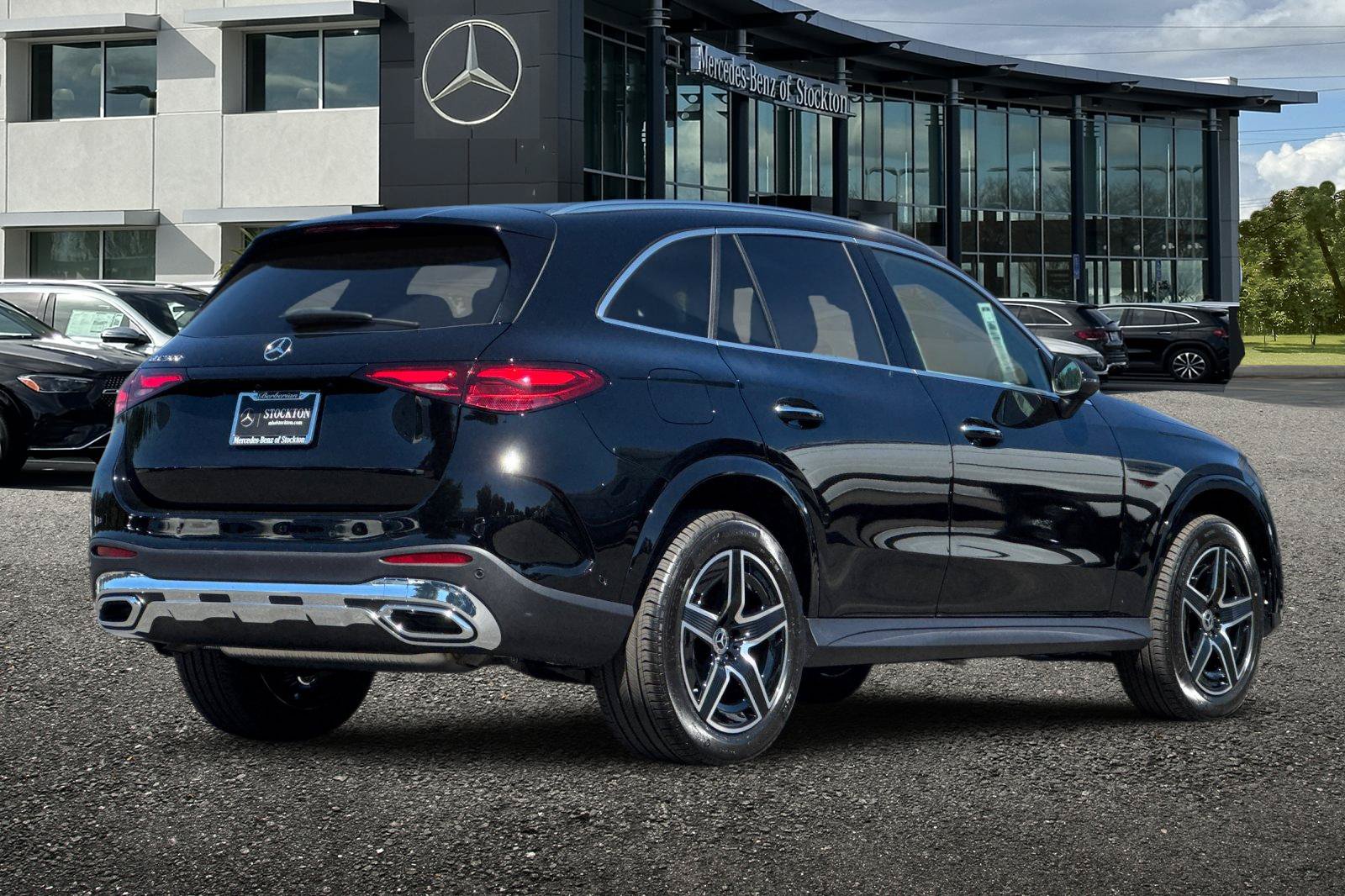 New 2026 Mercedes-Benz GLC 300 image 4
