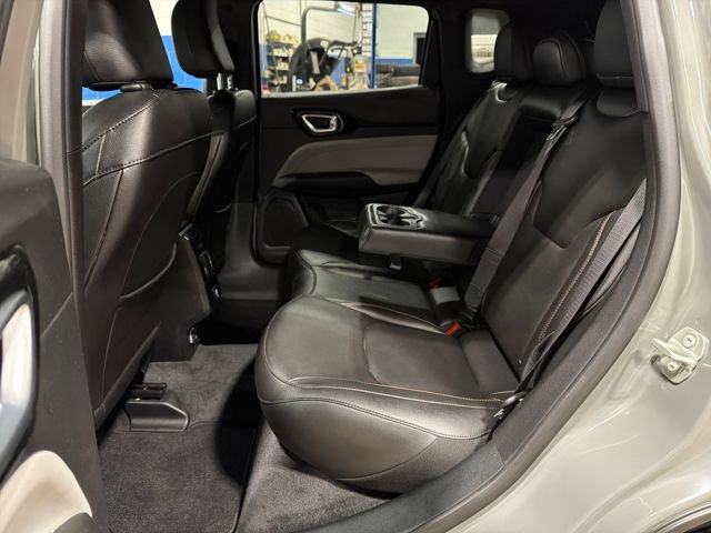 Used 2024 Jeep Compass Limited image 26