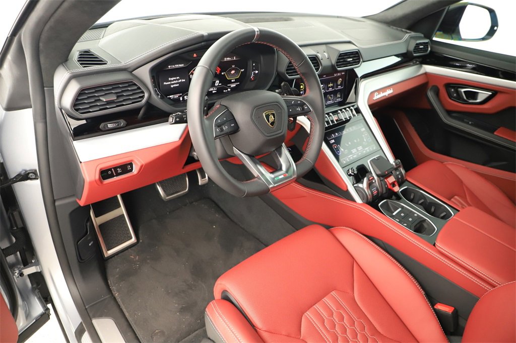 Used 2024 Lamborghini Urus S image 15