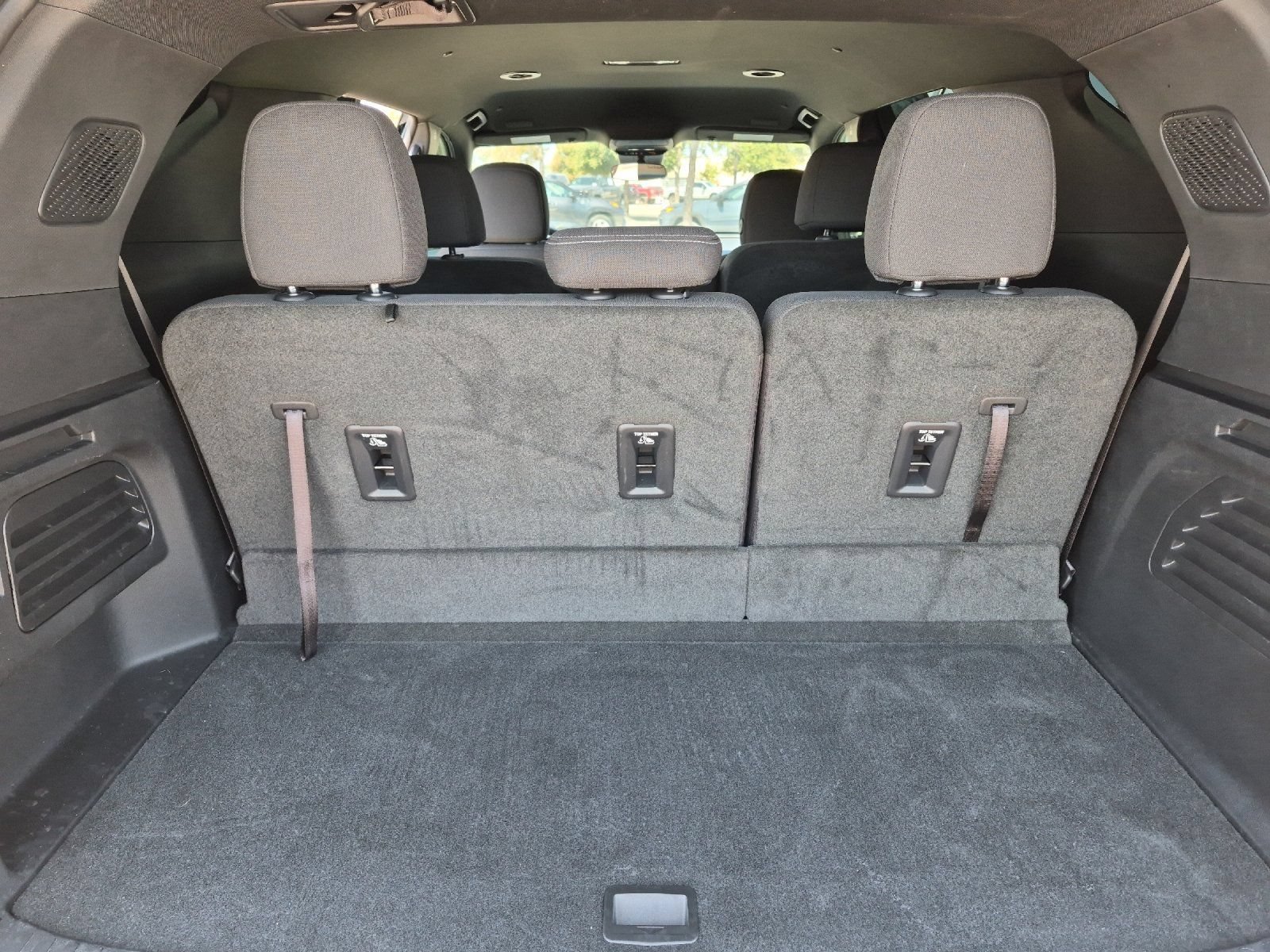 Used 2024 Chevrolet Traverse LT w/ Midnight/Sport Edition FWD image 15