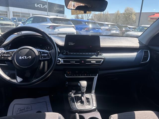 Used 2023 Kia Seltos S w/ Navigation Package AWD/4WD image 15