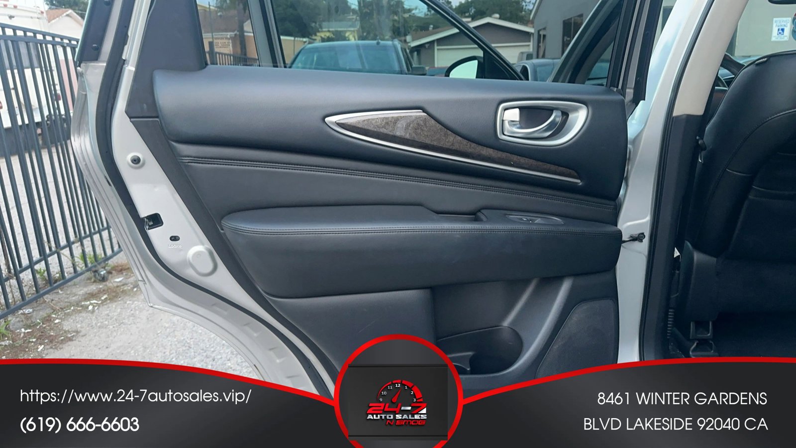 Used 2015 INFINITI QX60 FWD w/ Premium Package image 29