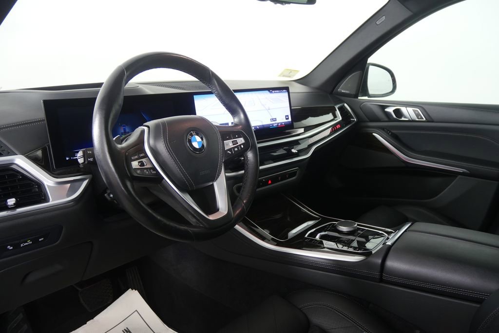 Used 2024 BMW X5 xDrive40i w/ Premium Package AWD/4WD image 14