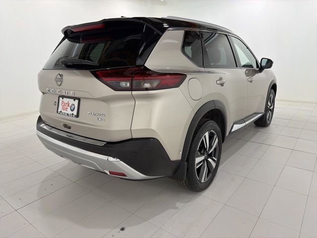 Used 2022 Nissan Rogue Platinum w/ Head-Up Display Package AWD/4WD image 5