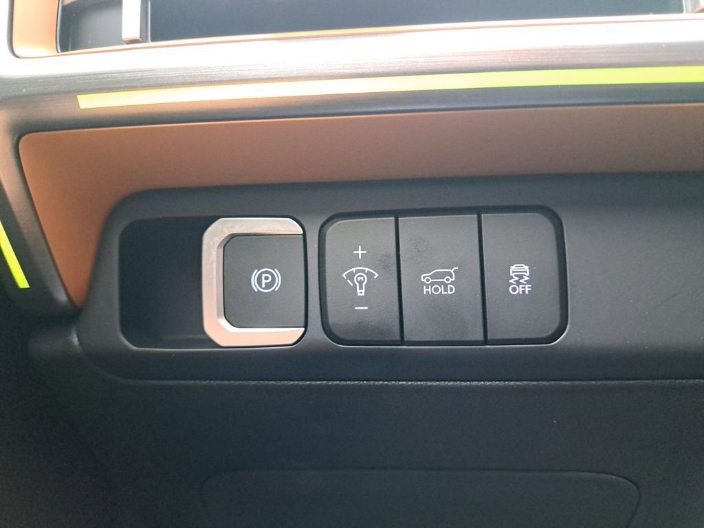 Used 2026 Hyundai Santa Fe Limited image 25