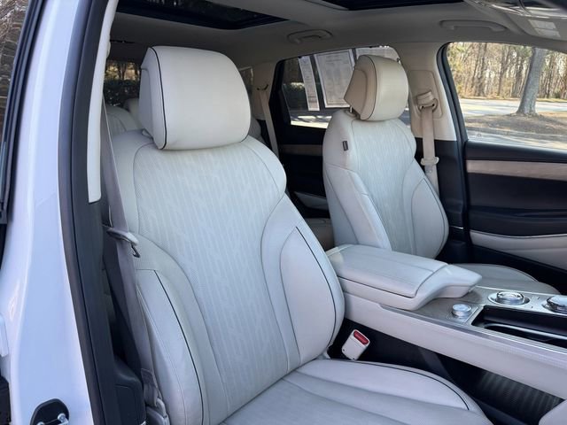 Used 2023 Genesis GV80 2.5T w/ Prestige 20" Package image 36