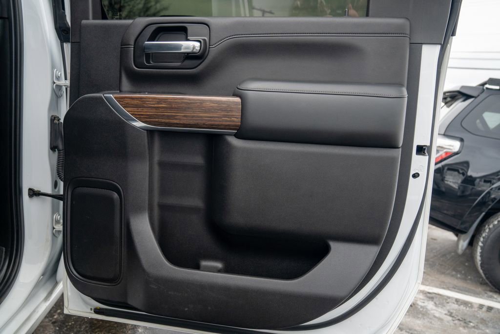 Used 2020 Chevrolet Silverado 2500 High Country w/ Z71 Off-Road Package image 14