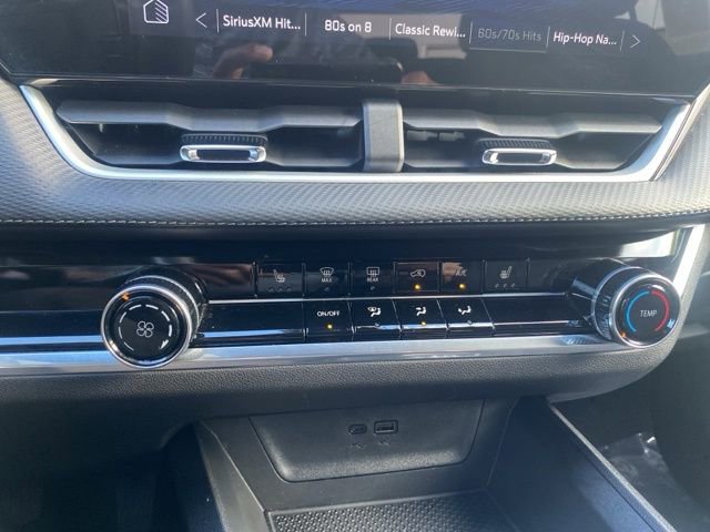 Used 2025 Chevrolet Equinox LT image 27