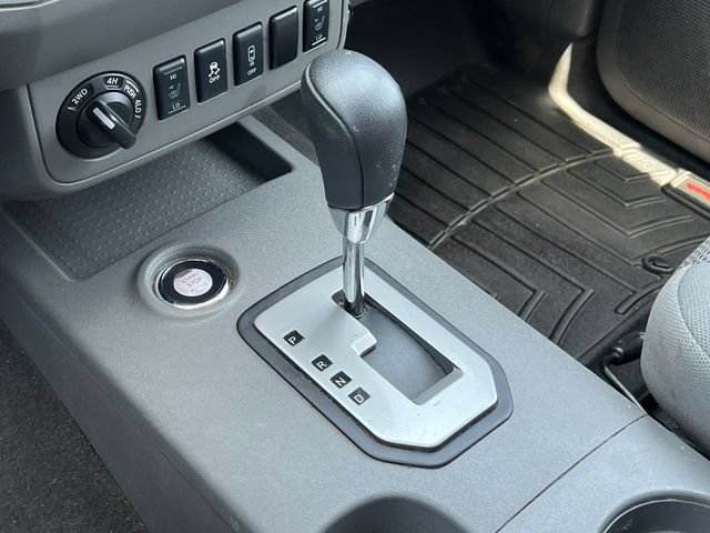 Used 2020 Nissan Frontier SV w/ Midnight Edition Floor Mats AWD/4WD image 29
