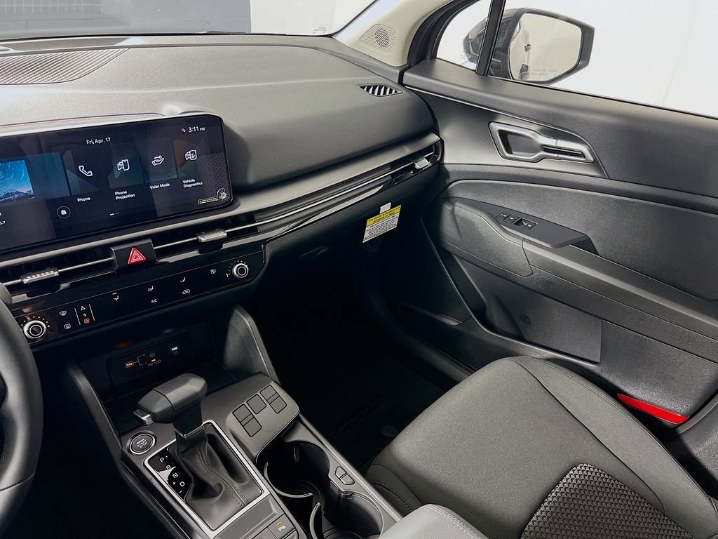 New 2026 Kia Sportage LX FWD image 21
