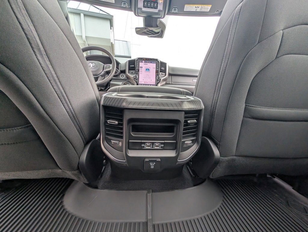 New 2026 RAM 1500 4x4 Crew Cab image 42