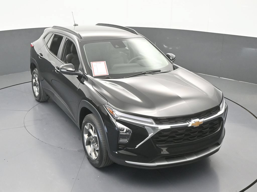 Used 2026 Chevrolet Trax LT FWD image 50