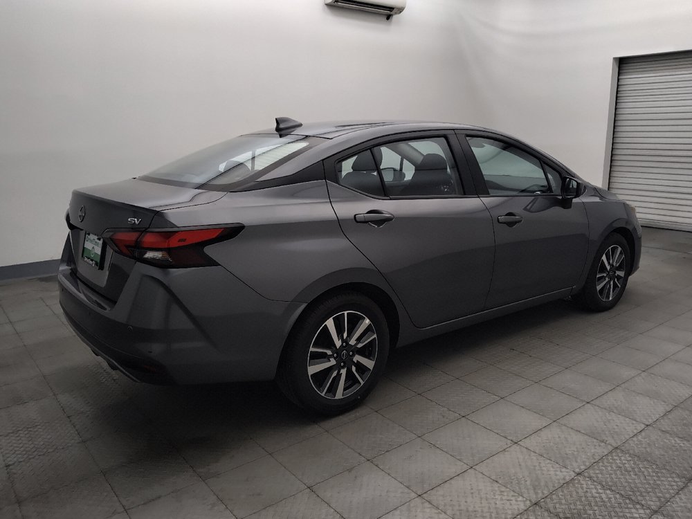 Used 2024 Nissan Versa SV FWD image 10