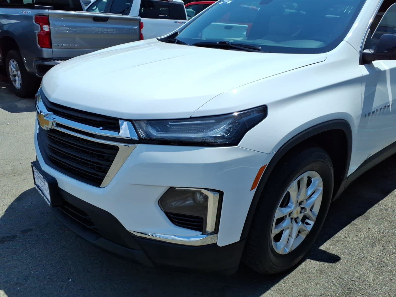 Certified 2023 Chevrolet Traverse LS w/ LPO, Floor Liner Package AWD/4WD image 7