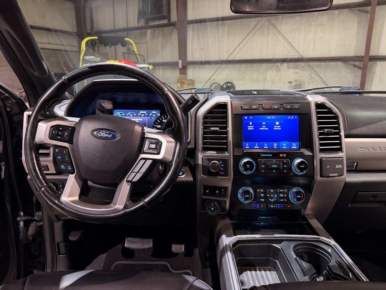Used 2020 Ford F350 Platinum AWD/4WD image 29