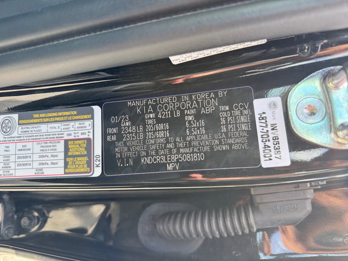 Used 2023 Kia Niro EX image 20