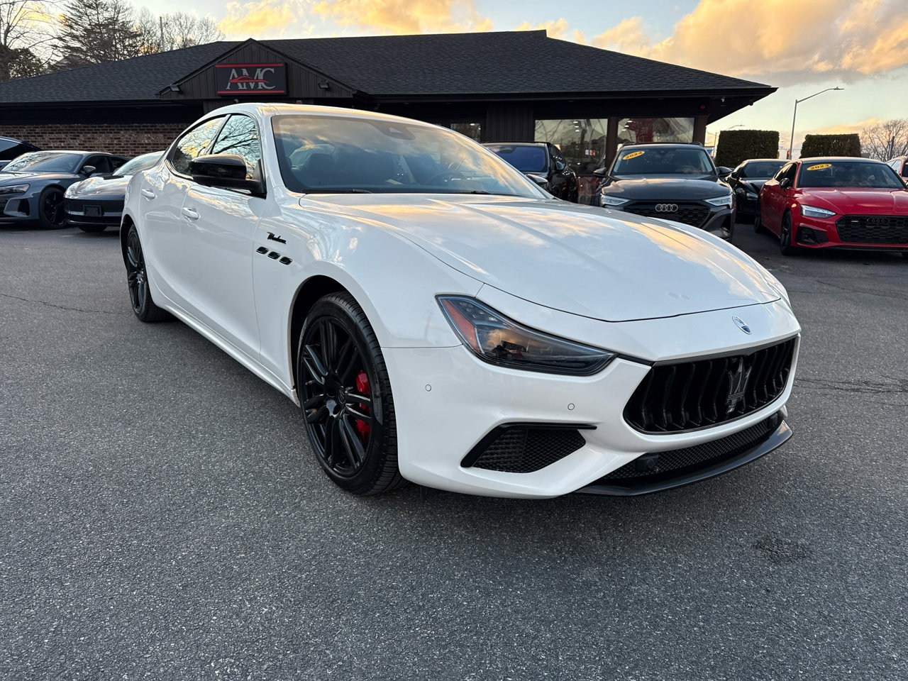 Used 2022 Maserati Ghibli Modena Q4 image 8