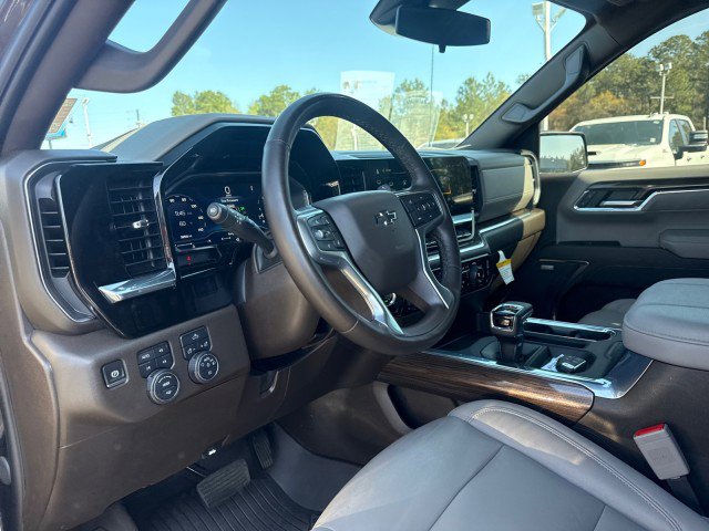 Used 2024 Chevrolet Silverado 1500 RST image 15