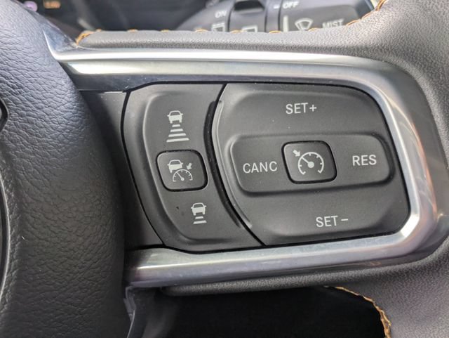 Used 2024 Jeep Wrangler Unlimited Sahara w/ Safety Group AWD/4WD image 29