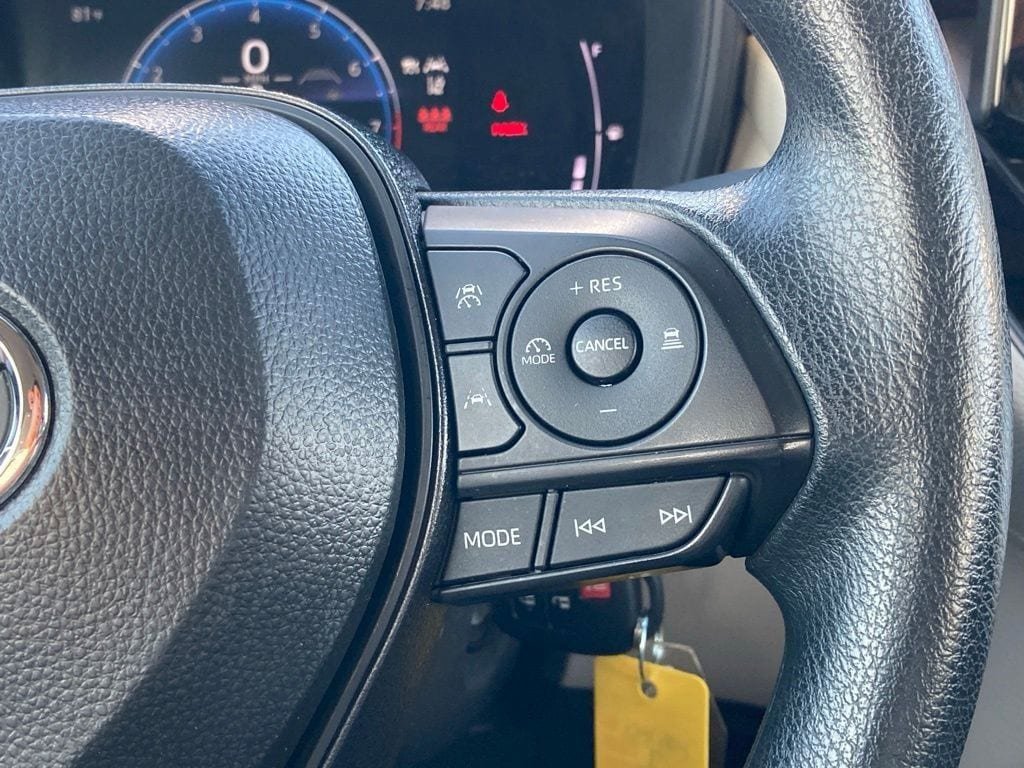 Certified 2026 Toyota Corolla Cross L FWD image 16