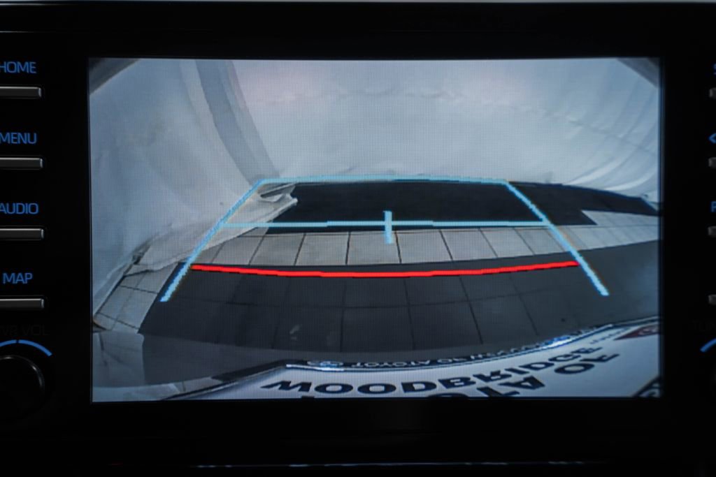 Used 2023 Toyota Sienna LE image 39