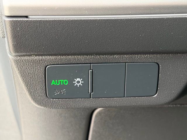 Used 2023 Audi Q4 e-tron Premium Plus w/ Premium Plus image 25