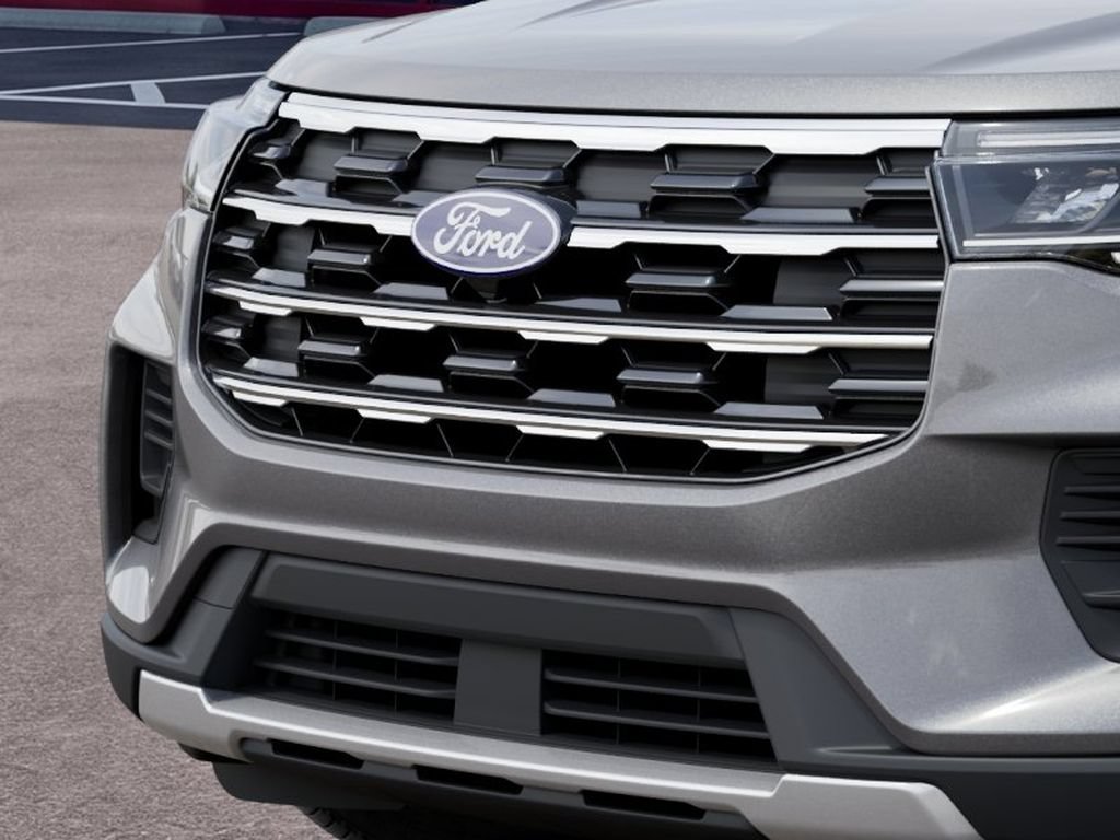 Used 2027 Ford Explorer Active RWD image 17