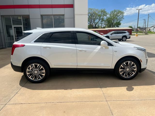 Used 2017 Cadillac XT5 Premium Luxury w/ Driver Assist Package image 6