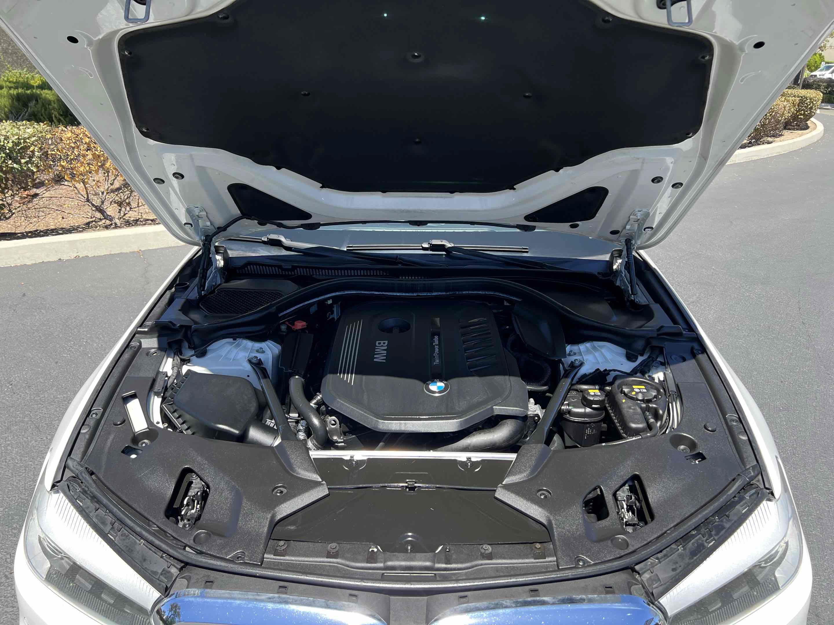 Used 2017 BMW 540i RWD image 22