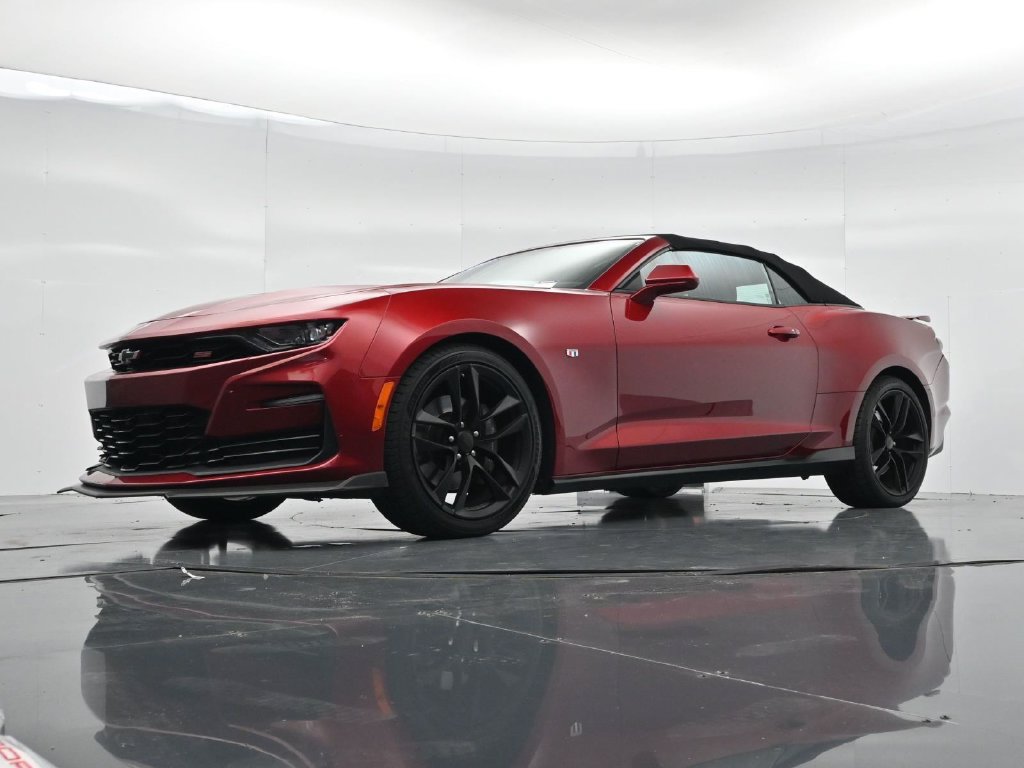 Used 2023 Chevrolet Camaro SS RWD image 25