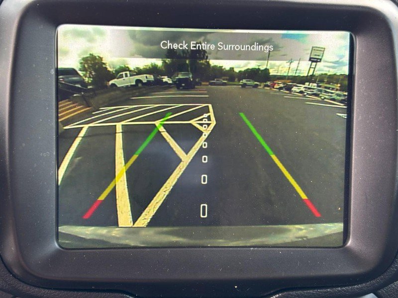 Used 2023 Jeep Renegade Trailhawk image 21