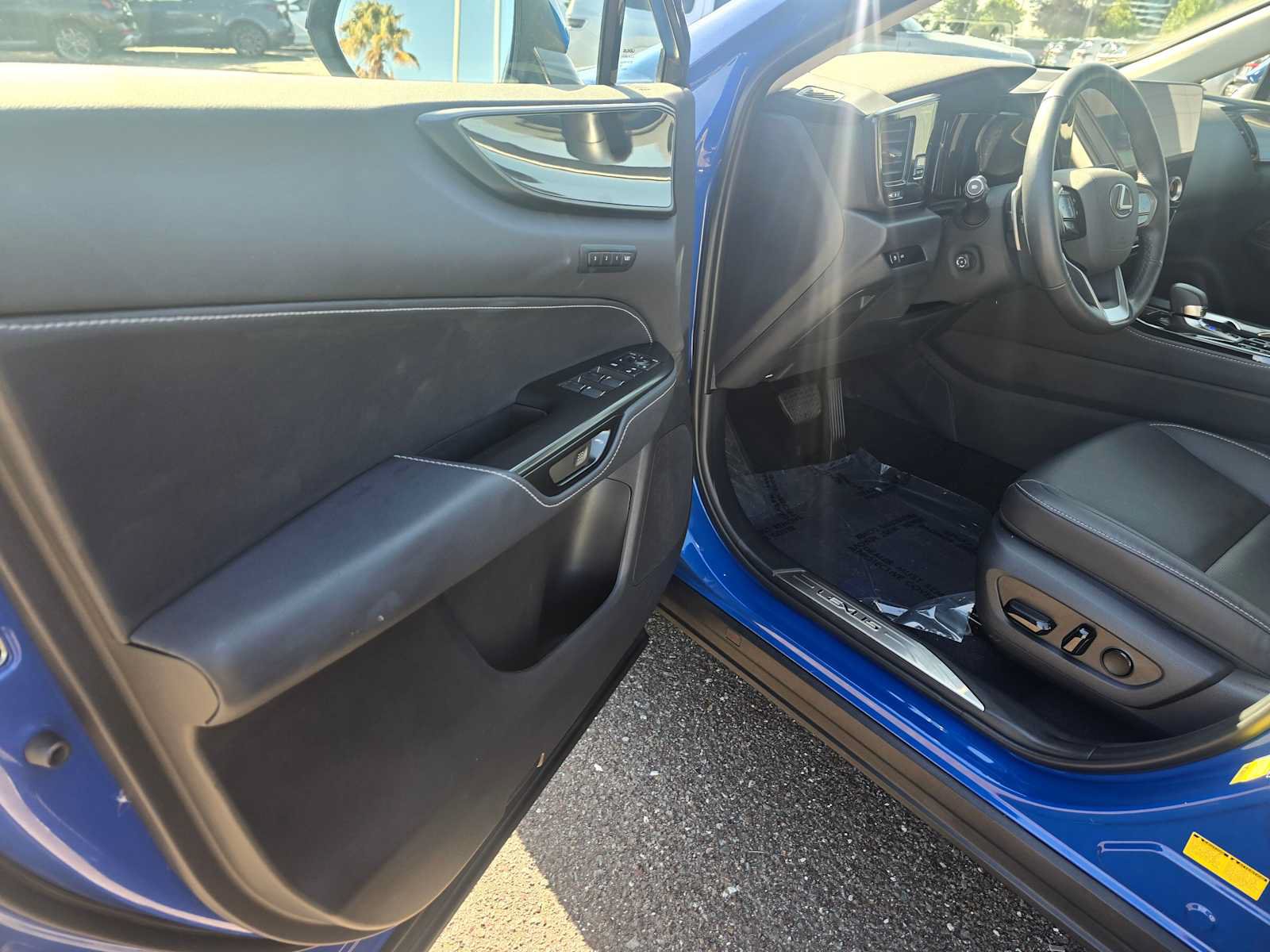 Used 2026 Lexus NX 350h AWD w/ Accessory Package (2T) image 22
