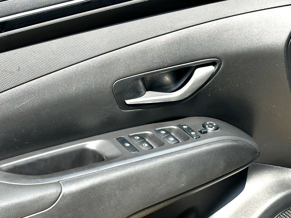 Used 2023 Hyundai Santa Cruz SEL FWD image 14